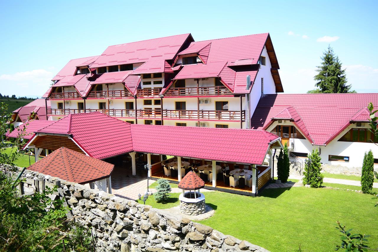 Q Resort And Spa Săcele エクステリア 写真